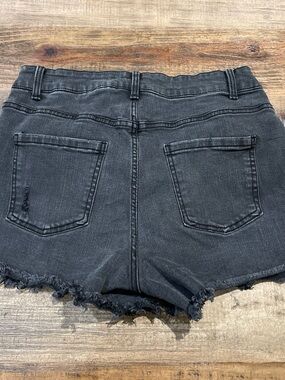 Time and Tru Washed Black High-Rise Frayed Denim Shorts